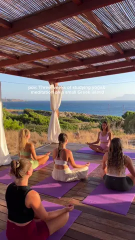 most healing time of my life 🧘🏻‍♀️ #meditation #yogaaesthetic #yogateachertraining #yogaretreat #greece #thatgirl #pinterestgirl #coastalgranddaughter 