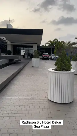 Discovering Radisson Blu Hotel, Dakar Sea Plaza Dakar B #senegal #senegaltok #voyage #ete2023; #vacances #tiktokfrance #westafrica #hotel #resort #placetobe #luxuryhotel #destination #hotels #relaxing #piscine #bestlife #vibes #placetobe #luxe  #pourtoi #minivlog #dakar #radissonblu 