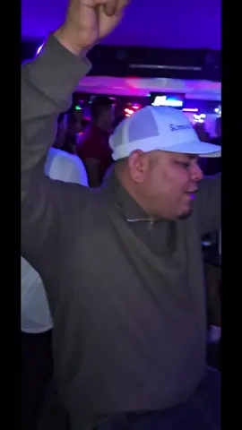 Dulce y Atrevida Canta Papo Blanco (Roberto Perez)  . Mis 15 Aniversarios EL QUE PUEDA COMPARTIR LE AGRADEZCO PARA LLEGAR A MAS PERSONAS GRACIAS 🤏🕶 Vestimenta Venezuela AMARILLO AZUl O ROJO EL COLOR QUE TU QUIERAS,  Viernes 18 Orlando Fl Sabado 19 Miami Fl Sabado 19 Coro Falcon Via Virtual  Viernes 25 Austin Texas Sabado 26 Atlanta  Domingo 27 New York