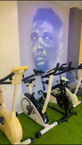 je vous présente votre nouvelle salle de sport Sainte Cécile Fitness Club situé au niveau de Tradex Eleveur 📌Yaoundé-237🇨🇲 #fitnessclub #salledesport #Musculation #Boxe #Dansesportive #Remiseenforme #Pertedepoids