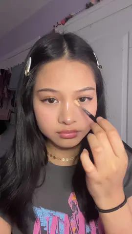 My go toinner corner and nose highlighter 🤭 #highlight #nyx 