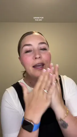 HAPPY WEDNESDAY!! #grwm #grwmmakeup #relatable #Lifestyle #chitchat 