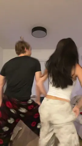 dc those two little dolls 