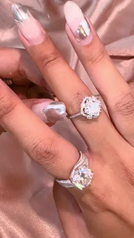 #QueenouJewelry #trendingjewellery #moissaniteengagementring 