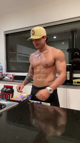 Y la queso 👀💪🏻🔥 #abelon #parati #viral #trend #fyp #Fitness #gym 