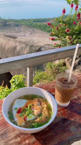 🪨🛶🌞😴🥱#danang #deohaivan #hondathuyen #morning #chill #thi #viewtrieudo 