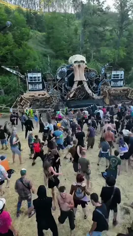Soaring through Paradise 🛸💃🏴‍☠️ 🕹️FPV Rage Footage by:  @carlo.ooms 🔊 K-Freq - Paradise [197]  UNR MoP VA 2023’ 🫢  #mastersofpuppetsfest #mop23 #ragestage #hitechmusic #psycore #darkpsy #experimentalmusic #musicfestival #hitechclan #darkpsy #boomfestival #ozora #culturatrance #highbpm #mastersofpuppets #darktrance #modemfestival #hitech #psychedelic #goagil #darkpsychedelic #mastersofpuppetsfest #mop23 #palaeovision