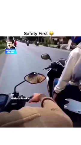 Safety first 😂 ▫️ 🎥@? ▫️ #fyp #MotoJustFY #Motorcycle #sportbike #moto #bikelover #funny 