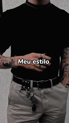 Estilo dark masculino 🖤  . . . . . . #estilo #dark #emodark #darkmasculine #darkaesthetic #estilodark #tiktokviral  #foryou #explorarvídeo #modamasculina #estilomasculino 