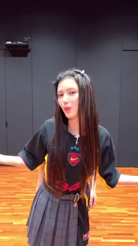 #NewJeans #TIKTOK 🎵 ¿Cuál es tu hora de llegada? con #BTS #Jimin #NewJeans #DANIELLE #HANNI #NewJeans_ETA #time_to_newjeans  #armysyoungforever #armyteensrt @BTS 