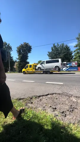 Złośliwość rzeczy martwych… ALTERNATOR 🫠 ale dzięki wypożyczalni CAR&GO dojechaliśmy na dalsze koncerty cali i zdrowi kolejnym autem.  #joke #foryou #fyp #dc #car #band 