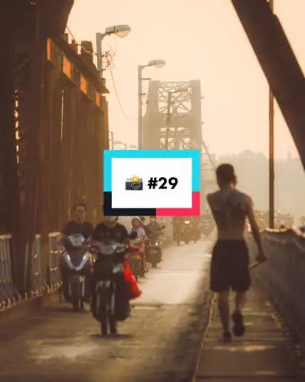 📸 29: Cầu Long Biên vào một buổi sáng sớm mùa thu (P1) 📍 Canon 750D + Lens 50mm IS STM 📍 Style Golden Hour ☀️ - Adobe Lightroom #khiemdichupdao #streetphotography  #streetphotographer #photooftheday #photography #photographer #hanoi #caulongbien #longbienbridge #vietnam #travel #train #trainstation #morning #MadeWithLightroom #edit #lightroom @ayitsphotography 