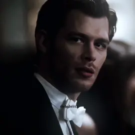 The way they look at them omggg😻 (going to try being more active) #thehybridfx #klausmikaelson #carolineforbes #elenagilbert #damonsalvatore #klaroline #delena #klarolineedit #delenaedit #fyp #fypシ #fypageシ #foryoupage #4u #4upageシ #viral #viralvideo #tvdcast #xyzbca #zyxcba #edit #edits #editor #caroline #klaus #damon #elena #thevampirediaries #theoriginals 