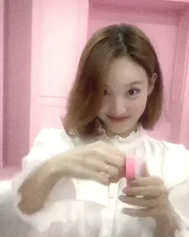 hi hi ;) #jksvva #twice #naeyon #comfortedit 