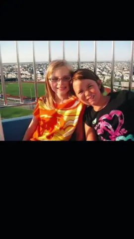 Who dont love a lil salt and pepper? @shannon #greenscreen #GlowUp #cousins 