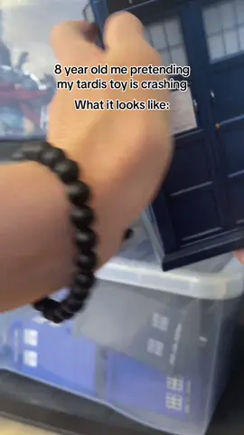 Lets be real we all did this #tardis #doctorwho #doctorwhotiktok #doctorwhotoys #imagine #foryoupage #foryou #foryourpage #fyp #fypageシ #fypシ #viral 