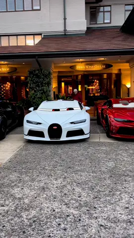 The Squad has arrived! 👹 ✍🏾Edit by Me 🎥 Vía @supercarheather  #Bugatti #Chiron #W16 #Hypercar #California 