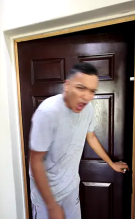 la chancla de hierro #alfredolarin #parati #elsalvador #mexico #comedia 