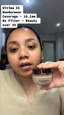 Ultima II Wonderwear. Melembabkan, full coverage, no dempul, natural, tahan sampai 18 jam.  Untuk segala jenis kulit. #makeup #foundationreview #ultima #naturalbeauty #beutyover40 