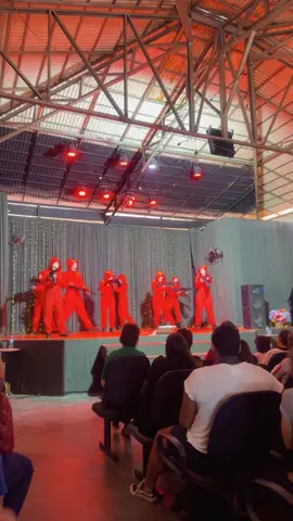Grupo de danca La Casa de papel #danca #casadepapel #lacasadepapel #gruposdedança 