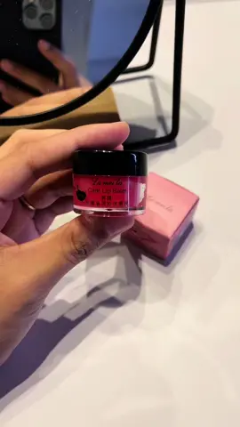 Lip balm lameila untuk bibir kering