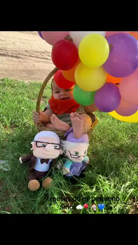 9 meses💙 #sesiondefotos #bebe #up #roussel 🎈🏠💙☁️