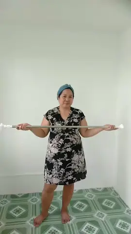 telescopic clothes rail