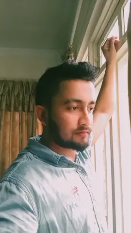 बगीरहेको खोला ,बितेको समय ,  आफ्ना संग टुटेको बिश्वास र छुटेको बालापन कहिल्यै फर्केर आउदैन 🥺  #foryoupage #aryakiran599 