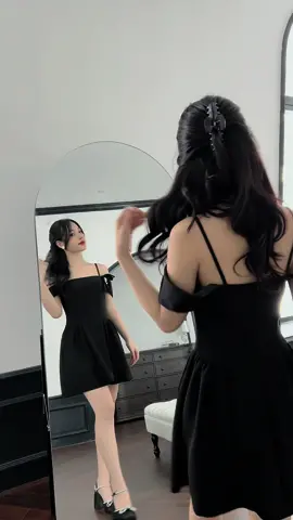 Trời ơiii có đẹp quá rùi khummmm #lucidofashion #xuhuong #vayxinhnhenhang 