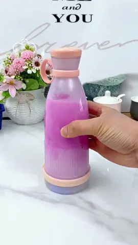 Mini juice extractor#juiceextractor #goodthing #kitchentools #cooktools #fyp 