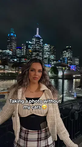 How do I pose without sitting on a bonnet 👀 #carlife #cargirl #jdmcarsoftiktok #cartok #sr20 #turbo #australia 