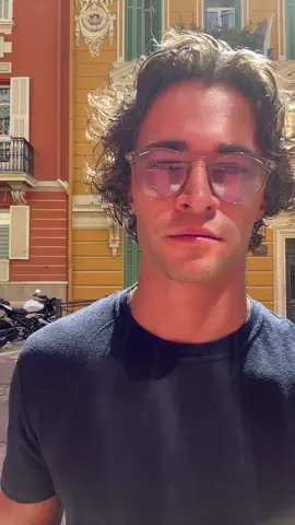 On dirait un nain 