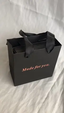 so ganda neto promise 🥺 check out na kayoooo 😇 #fypシ #tbkbracelet #bracelets #tbkbraceletformen #outfitideas #tiktokfinds #fyp #foryou #budolfinds 