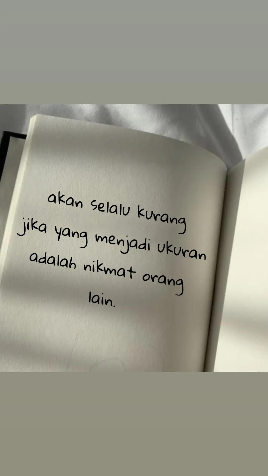 #muhsabahdiri #katamutiara #katakatabijak #katakatamotivasi #fyp #renunganhati 