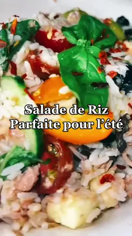 Cumpa, aujourd’hui recette d’une salade de riz, rapide a faire et hyper rafraîchissante, ideal pour ce mois d’Aout 🥗☀️ Ingrédients :  • 500g Riz Basmati blanc • 300g Thon sous huile • 250g Tomates cerises  • 200g Mozzarella • 200g Coeur de palmiers  • 150g Jambon blanc • 100g Olive verte et noire • 1/2 Concombre • 1/2 Piment (facultatif) • 15 Feuilles de basilic frais  • Huile d’olive • Sel/Poivre #salade #riz #saladederiz #saladeete #ete #soleil #rafraichissant #frais #legumes #rapide #facile #aout  #cuisineitalienne #italianfood #cucinaitaliana #platitalien #italie #cesoir #classique #cuisinetiktok #italy #fastgoodcuisine #ref #sauce #basilic #saucetomate #frite #olio #huiledolive #recette #recettefacile #recetterapide #recettesimple #recetteitalienne I #recetteitalienne #🇮🇹 #parmesan #parmigiano #calabrese #viral #vitalvideo #color #saladecomposée   #viralfood #pov #incontournables #asavoirabsolument #aconnaitre #apprendresurtiktok #cumpariluca 