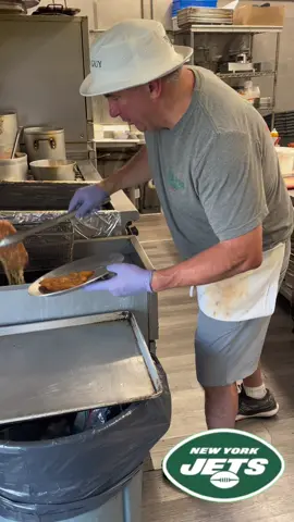 The New York Jet sandiwch! One of our house favorites. @New York Jets #parkwood #parkwooddeli #deliguy #deli #food #sandwich #yum #yummy #wow #relatable #usa #parati #funny #q #nj #jets #football #footballtiktok #nfl #nflfootball 