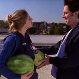 i love their fearless side #scrubs #scrubstvshow #johndorian #jd #elliotreid #sarahchalke #fearless #taylorswift 