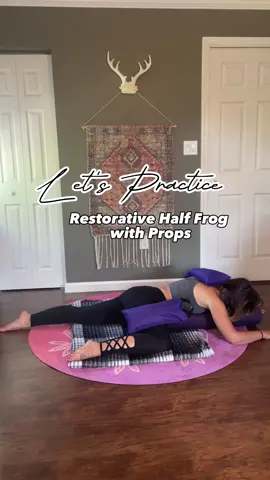 #restorativeyoga #yoga #yogaprops #yogi 