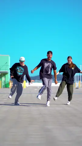 Companyyy @chloe kleiner @Rylen Besler (Dc them!) #company #justinbieber 