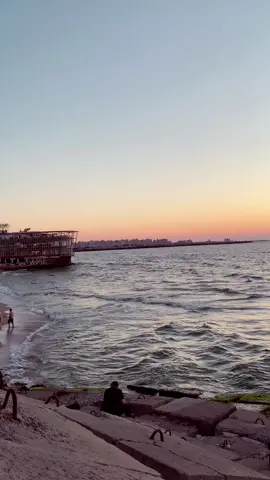 #foryou #fypシ゚viral #fyp #محمد_منير #ياللي_بتسأل_عن_الحياة ♥️🥰  ياللي بتسأل عن الحياه خدها كده زي ما هي ♥️