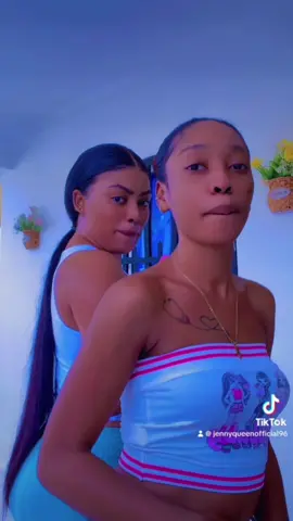 @Sarah🍓 🌺🌺❤️