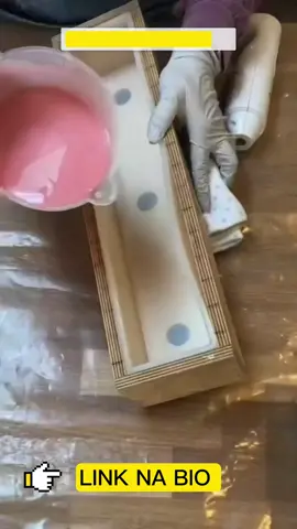 Aprenda agora a produzir sabonetes artesanais ... LINK NA BIO !!#SaboneteFeitoComAmor#SaboneteSustentável#ArtesanatoCriativo#BanhoRelaxante#ArteNaBanheira#FeitoComCarinho#SaboneteSustentável#ArtesanatoCriativo