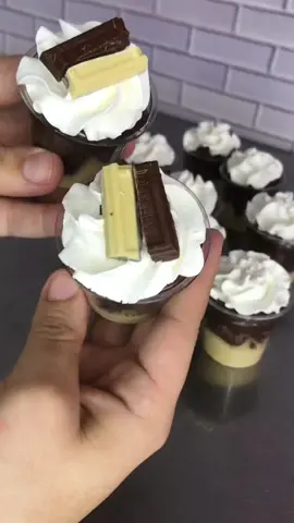 Eu fiquei simplesmente apaixonada por esses mini queridos 😅👩🏻‍🍳🫶🏻 #copodafelicidadegourmet #minicopodafelicidade #encomendaespecial 