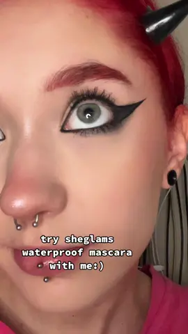 im fr this stuff is so good @SHEGLAM  #SHEGLAM #sheglammascara #sheglamallinone 