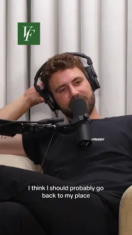 🎧Ep 582 of @The Viall Files… get yours. #podcast #dating #relationships #datingadvice #datingapps #relationshipadvice #datinghorrorstory 