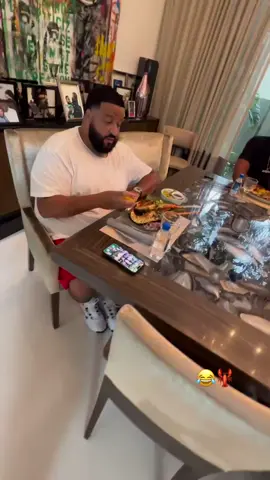 Bring out the lobsters! 👀😂🦞 @djkhaled #Worldstar #worldstarhiphop #Food 
