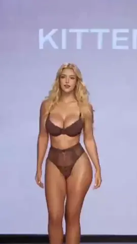 #tiktok #fyp #fypシ #bikini #bikinisexyshow #bikinisexy🙈😹❤️ #bikinibeauty #usa🇺🇸 It's really beautiful isn't it?