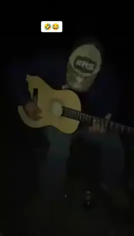 yo cantando románticamente 🤣