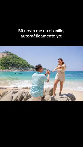 🤣🤣🙈.💍💍 #wendyguevara # anillodecompromiso #muyprepotente #automaticamenteyo #novios #comprometidos #volada  #VoiceEffects  