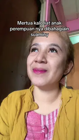 Semoga mertua kita semua engga ya, idung gue ampe mekar🤮. #justforfun #mertuaidamanparamantu #sindirankeras 